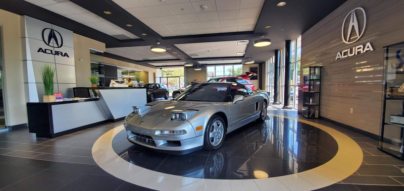 Illustration for article titled My local Acura dealer got this...